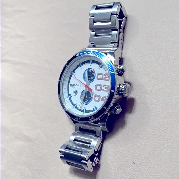 Only The Brave Diesel Watch - Picture 1 of 6